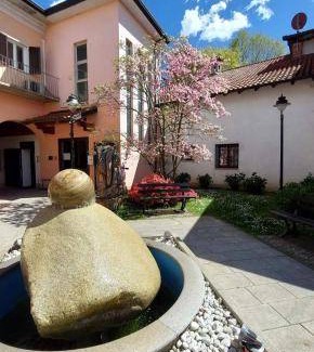 Mezzomerico Bed & Breakfast | 20 m² Bed and breakfast ∙ 3 guests