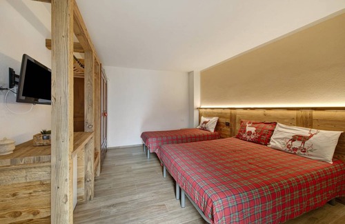 Pont-Saint-Martin Resort | 20 m² Private room ∙ 1 bedroom ∙ 3 guests