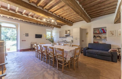Massa Marittima Apartment | 200 m² Apartment ∙ 5 bedrooms ∙ 14 guests