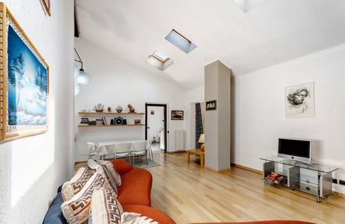 Induno Olona Apartment | 200 m² Apartment ∙ 3 bedrooms ∙ 6 guests