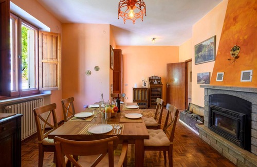 Montefelcino Apartment | 200 m² Apartment ∙ 4 bedrooms ∙ 6 guests