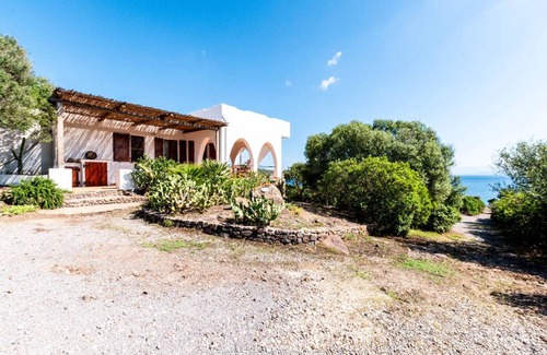 Sant'Antioco House | 200 m² House ∙ 3 bedrooms ∙ 6 guests