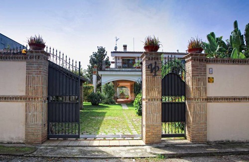 Palmi House | 200 m² House ∙ 6 bedrooms ∙ 11 guests