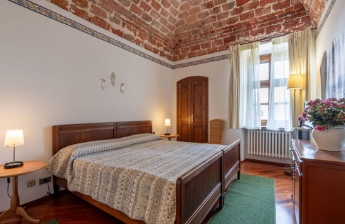 Asti Villa | 200 m² Villa ∙ 1 bedroom ∙ 8 guests