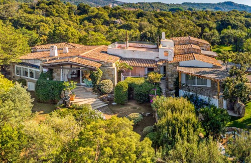 Baja Sardinia Villa | 200 m² Villa ∙ 3 bedrooms ∙ 6 guests