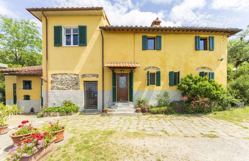 Uzzano Villa | 200 m² Villa ∙ 3 bedrooms ∙ 5 guests
