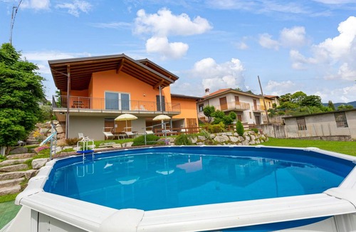 Besozzo Villa | 200 m² Villa ∙ 4 bedrooms ∙ 9 guests