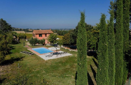 Cantalupo Villa | 200 m² Villa ∙ 5 bedrooms ∙ 9 guests