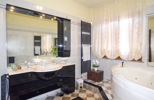 Cerreto Villa | 210 m² Villa ∙ 4 bedrooms ∙ 6 guests