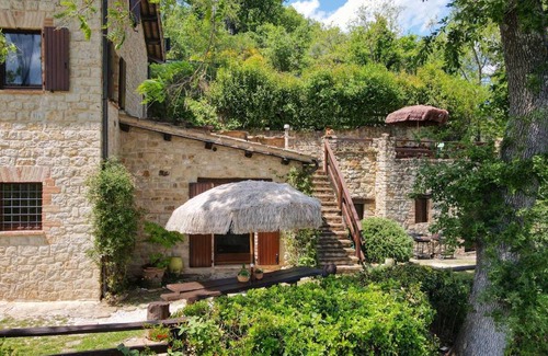 Penna San Giovanni House | 220 m² House ∙ 4 bedrooms ∙ 10 guests