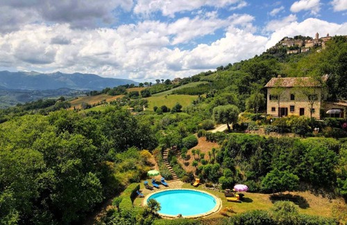 Penna San Giovanni House | 220 m² House ∙ 4 bedrooms ∙ 10 guests