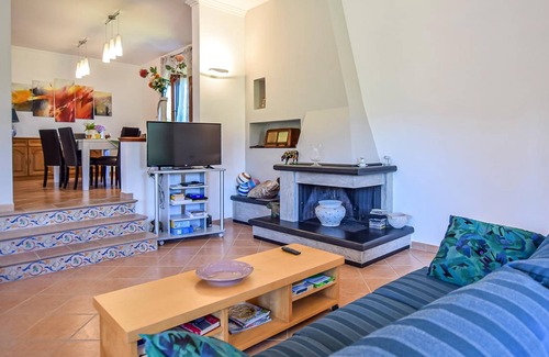 Alani House | 220 m² House ∙ 3 bedrooms ∙ 7 guests