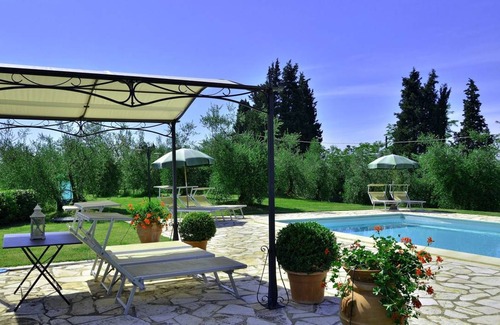 San Miniato Villa | 230 m² Villa ∙ 4 bedrooms ∙ 8 guests