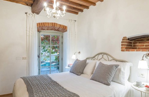 Arezzo Villa | 235 m² Villa ∙ 6 bedrooms ∙ 12 guests
