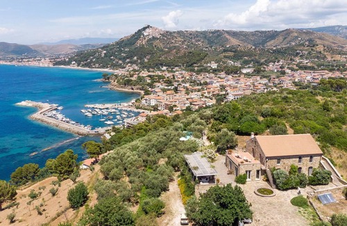 San Marco di Castellabate House | 237 m² House ∙ 7 bedrooms ∙ 16 guests