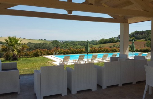 Monte San Giusto House | 240 m² House ∙ 5 bedrooms ∙ 18 guests