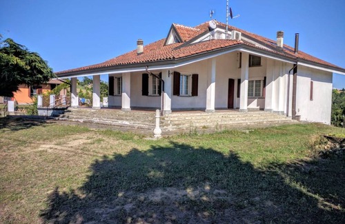 San Desiderio House | 240 m² House ∙ 8 bedrooms ∙ 10 guests