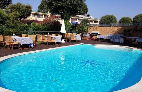 Naples Hotel | 25 m² Hotel ∙ 127 guests