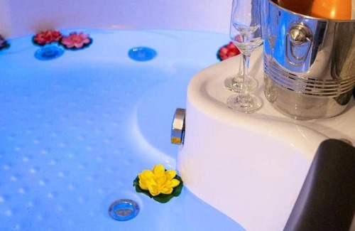 Naples Hotel | 25 m² Hotel ∙ 127 guests