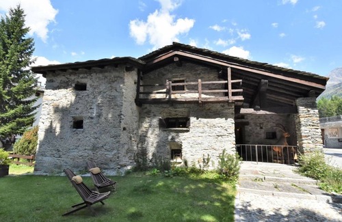 Madesimo Other | 250 m² Accommodation ∙ 4 bedrooms ∙ 8 guests