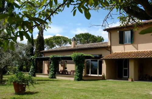 Calvi di Umbria House | 250 m² Farmhouse ∙ 4 bedrooms ∙ 8 guests