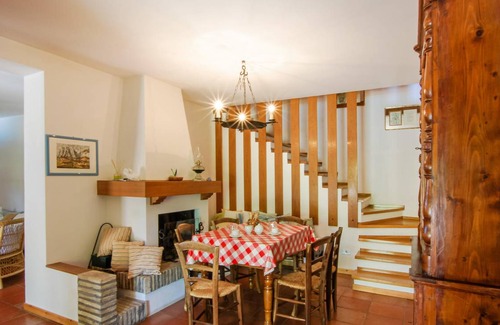 Roncitelli House | 250 m² House ∙ 3 bedrooms ∙ 6 guests