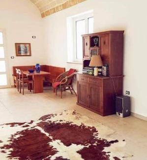 Spongano House | 250 m² House ∙ 5 bedrooms ∙ 15 guests