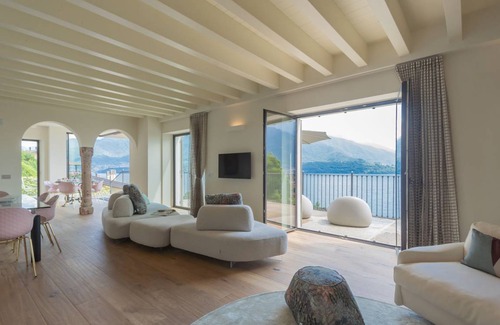 Gravedona Villa | 250 m² Villa ∙ 3 bedrooms ∙ 6 guests