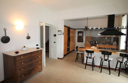 Castronno Villa | 250 m² Villa ∙ 1 bedroom ∙ 10 guests