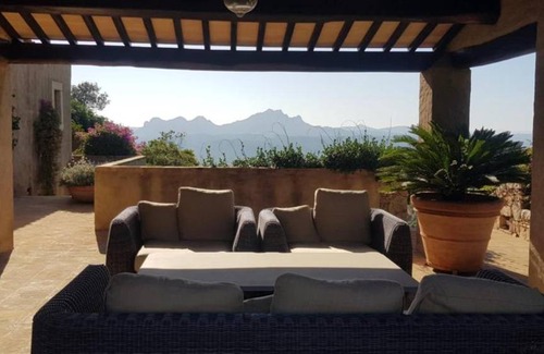 Arzachena Villa | 250 m² Villa ∙ 4 bedrooms ∙ 8 guests