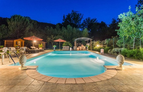 Camaiore Villa | 250 m² Villa ∙ 5 bedrooms ∙ 10 guests