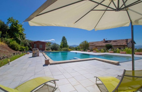 Massa Martana Villa | 250 m² Villa ∙ 5 bedrooms ∙ 10 guests