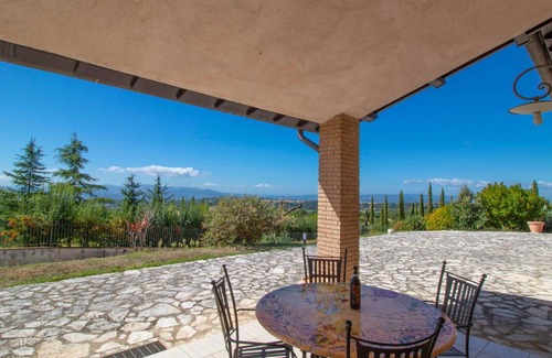 Massa Martana Villa | 250 m² Villa ∙ 5 bedrooms ∙ 10 guests