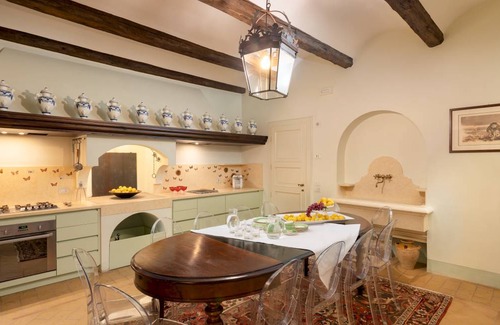 Bertinoro Villa | 2500 m² Villa ∙ 12 bedrooms ∙ 24 guests