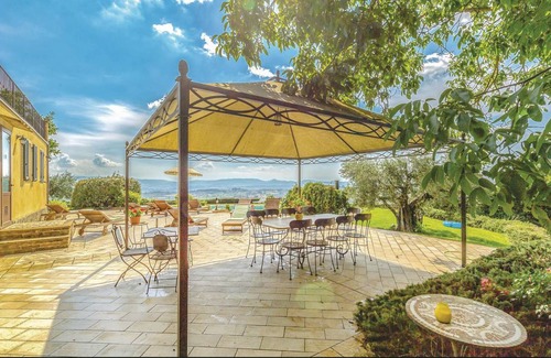 Castiglione del Lago House | 260 m² House ∙ 7 bedrooms ∙ 18 guests
