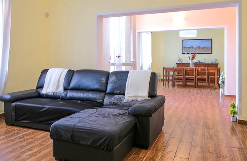 Codevigo House | 260 m² Maisonette ∙ 4 bedrooms ∙ 7 guests