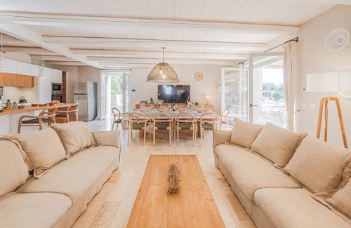 Polignano a Mare Villa | 268 m² Villa ∙ 5 bedrooms ∙ 10 guests