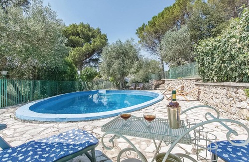 Montoro House | 270 m² House ∙ 4 bedrooms ∙ 10 guests