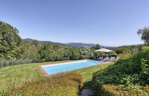 Lucca Villa | 270 m² Villa ∙ 5 bedrooms ∙ 10 guests