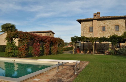 Castelnuovo Berardenga Villa | 280 m² Villa ∙ 5 bedrooms ∙ 10 guests