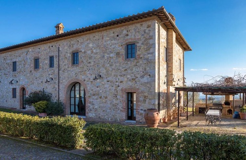 Castelnuovo Berardenga Villa | 280 m² Villa ∙ 5 bedrooms ∙ 10 guests