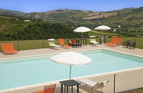 Montelparo House | 280 m² House ∙ 4 bedrooms ∙ 10 guests