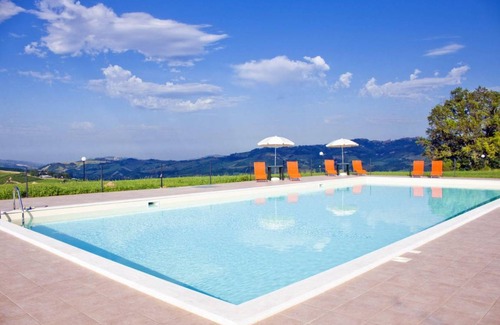 Montelparo House | 280 m² House ∙ 4 bedrooms ∙ 10 guests