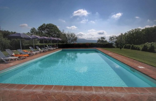 Proceno House | 280 m² House ∙ 7 bedrooms ∙ 18 guests