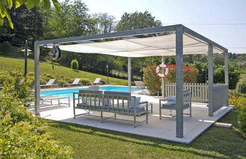 Sarezzano Apartment | 290 m² Apartment ∙ 4 bedrooms ∙ 10 guests