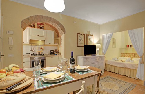 Gambassi Terme Apartment | 30 m² Studio flat ∙ 3 guests