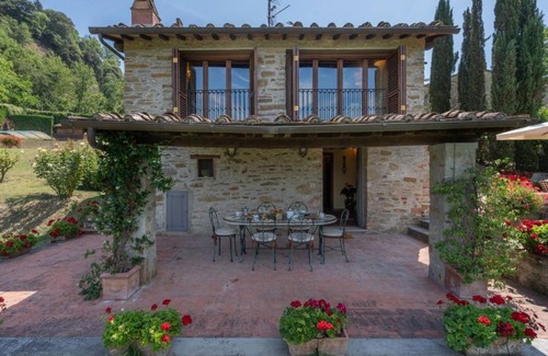 Dicomano House | 300 m² Farmhouse ∙ 4 bedrooms ∙ 10 guests