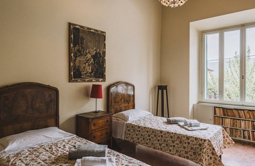 Sovicille House | 300 m² Farmhouse ∙ 6 bedrooms ∙ 10 guests