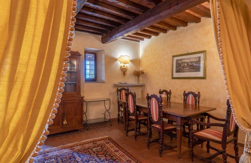 Dicomano House | 300 m² House ∙ 1 bedroom ∙ 10 guests