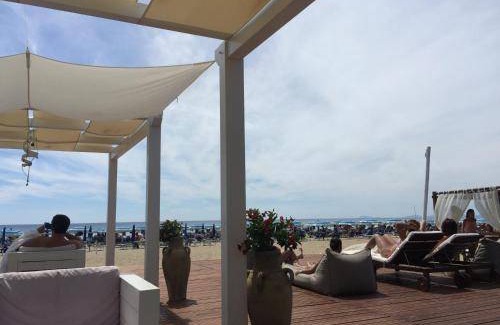 Albanella House | 300 m² House ∙ 4 bedrooms ∙ 14 guests
